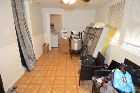House in Saint Petersburg, Florida 3 bedrooms, 132.39 sq.m. № 2103026 - photo 7