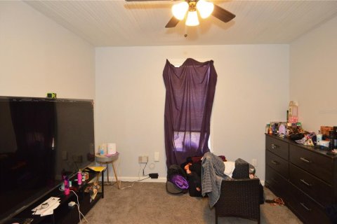 House in Saint Petersburg, Florida 3 bedrooms, 132.39 sq.m. № 2103026 - photo 28
