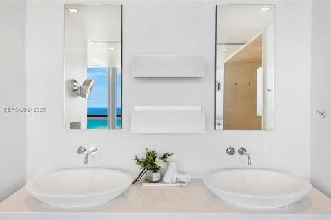 Condominio en venta en Miami Beach, Florida, 3 dormitorios, 234.21 m2 № 2029109 - foto 27