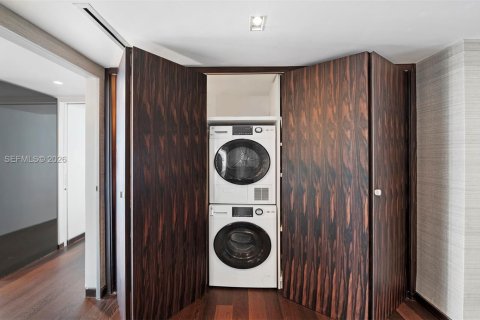 Condominio en venta en Miami Beach, Florida, 3 dormitorios, 234.21 m2 № 2029109 - foto 30