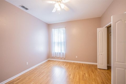 House in Mount Dora, Florida 2 bedrooms, 204.85 sq.m. № 2315073 - photo 28