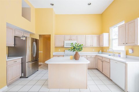 House in Mount Dora, Florida 2 bedrooms, 204.85 sq.m. № 2315073 - photo 12