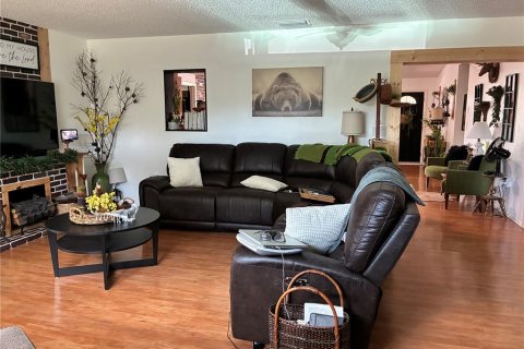 Casa en venta en Land O' Lakes, Florida, 3 dormitorios, 172.8 m2 № 1915118 - foto 16