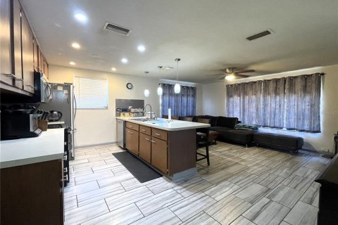 Villa ou maison à vendre à Port Richey, Floride: 2 chambres, 136.01 m2 № 1766029 - photo 10