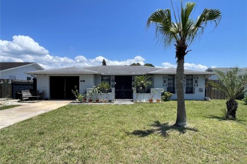 Villa ou maison à vendre à Port Richey, Floride: 2 chambres, 136.01 m2 № 1766029 - photo 29