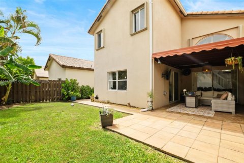 Casa en venta en Doral, Florida, 4 dormitorios, 200.11 m2 № 1854898 - foto 26