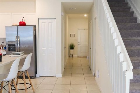 Villa ou maison à vendre à Homestead, Floride: 4 chambres, 179.86 m2 № 1966528 - photo 18