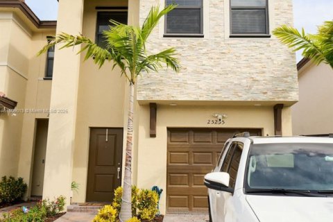 Villa ou maison à vendre à Homestead, Floride: 4 chambres, 179.86 m2 № 1966528 - photo 3