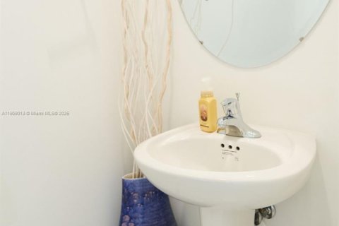 Villa ou maison à vendre à Homestead, Floride: 4 chambres, 179.86 m2 № 1966528 - photo 6