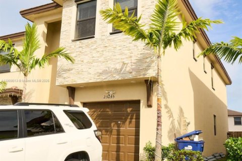 Villa ou maison à vendre à Homestead, Floride: 4 chambres, 179.86 m2 № 1966528 - photo 2