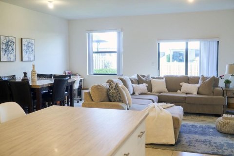 Villa ou maison à vendre à Homestead, Floride: 4 chambres, 179.86 m2 № 1966528 - photo 17