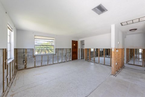 Propiedad comercial en venta en Anna Maria, Florida, 267.56 m2 № 1810213 - foto 28