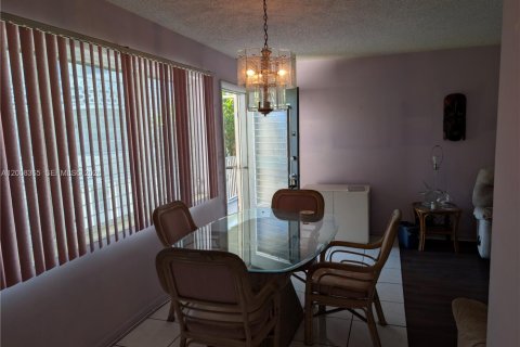 Condominio en venta en Miami, Florida, 2 dormitorios, 80.82 m2 № 2089729 - foto 9