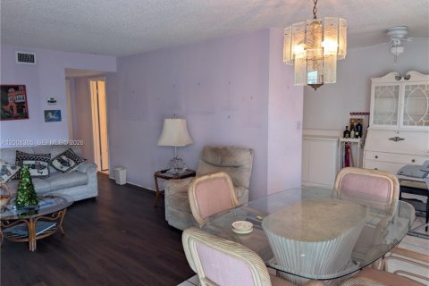 Condominio en venta en Miami, Florida, 2 dormitorios, 80.82 m2 № 2089729 - foto 12