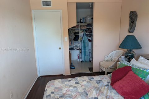 Condominio en venta en Miami, Florida, 2 dormitorios, 80.82 m2 № 2089729 - foto 15