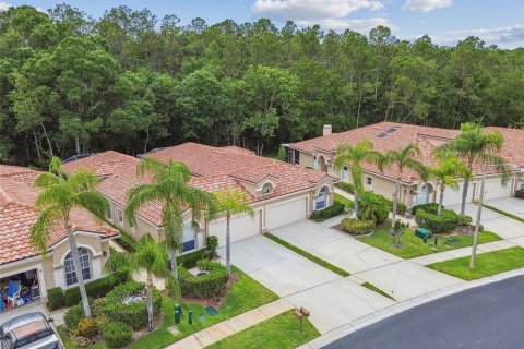House in Palm Harbor, Florida 3 bedrooms, 145.21 sq.m. № 1679420 - photo 18