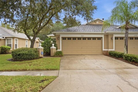 Villa ou maison à vendre à Tampa, Floride: 3 chambres, 184.88 m2 № 2410522 - photo 2