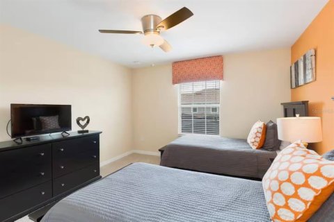Adosado en venta en Kissimmee, Florida, 4 dormitorios, 177.81 m2 № 1918105 - foto 25