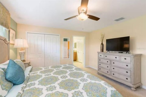 Adosado en venta en Kissimmee, Florida, 4 dormitorios, 177.81 m2 № 1918105 - foto 24