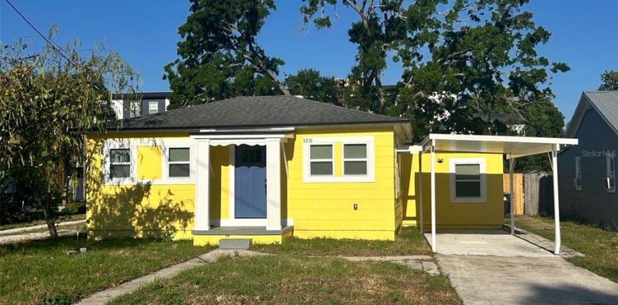 House in Orlando, Florida 2 bedrooms, 117.15 sq.m. № 1717360
