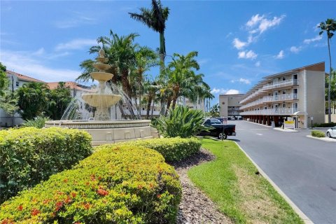 Condominio en venta en Dunedin, Florida, 4 habitaciones, 30.47 m2 № 1717369 - foto 6
