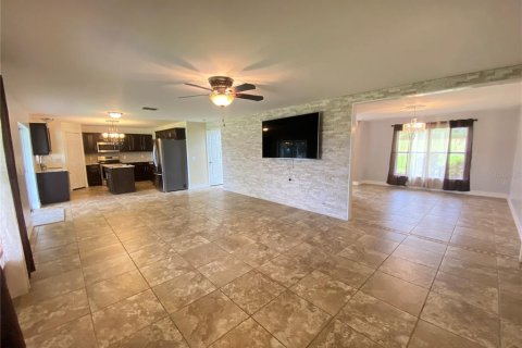 Villa ou maison à louer à Clermont, Floride: 4 chambres, 285.4 m2 № 1883910 - photo 7
