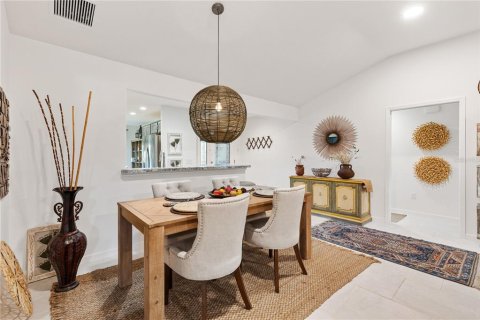 Casa en alquiler en The Villages, Florida, 3 dormitorios, 166.39 m2 № 1906351 - foto 10