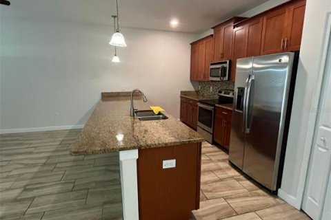 Adosado en alquiler en Kissimmee, Florida, 4 dormitorios, 177.81 m2 № 1396486 - foto 7