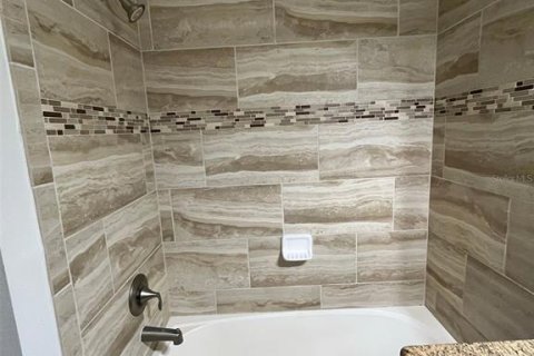 Adosado en alquiler en Kissimmee, Florida, 4 dormitorios, 177.81 m2 № 1396486 - foto 23