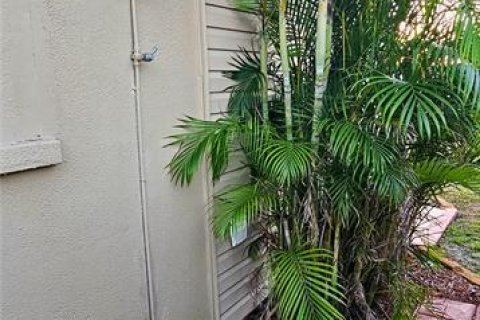 House in Englewood, Florida 3 bedrooms, 102.94 sq.m. № 2410243 - photo 23