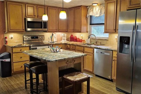 House in Englewood, Florida 3 bedrooms, 102.94 sq.m. № 2410243 - photo 6