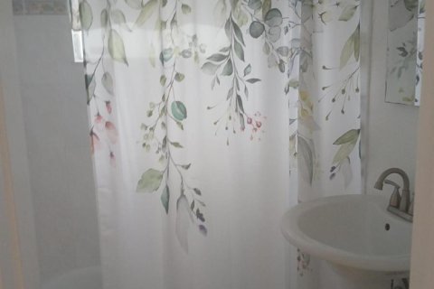 House in Palm Beach Gardens, Florida 3 bedrooms, 115.94 sq.m. № 2185354 - photo 4