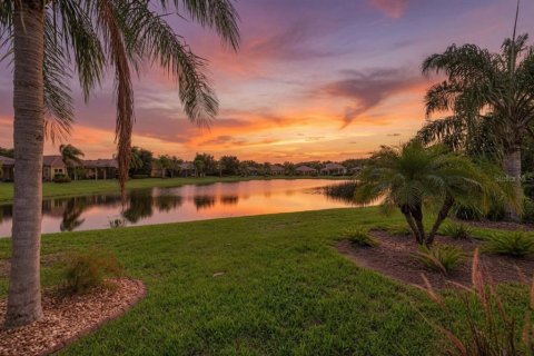 Villa ou maison à vendre à Wimauma, Floride: 3 chambres, 230.77 m2 № 2199810 - photo 4