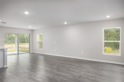 House in Palm Bay, Florida 4 bedrooms, 167.22 sq.m. № 1790789 - photo 4