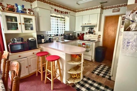 Casa en venta en Lady Lake, Florida, 4 dormitorios, 116.13 m2 № 1898836 - foto 7