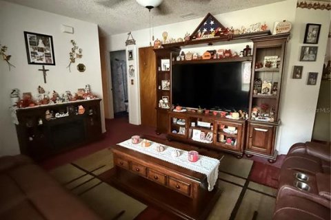 Casa en venta en Lady Lake, Florida, 4 dormitorios, 116.13 m2 № 1898836 - foto 6