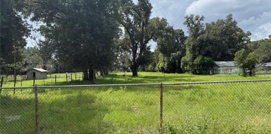 Land in Lakeland, Florida № 2396362