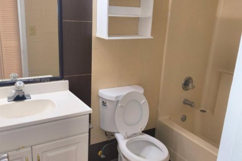 Copropriété à louer à North Lauderdale, Floride: 2 chambres, 93.83 m2 № 1989032 - photo 9
