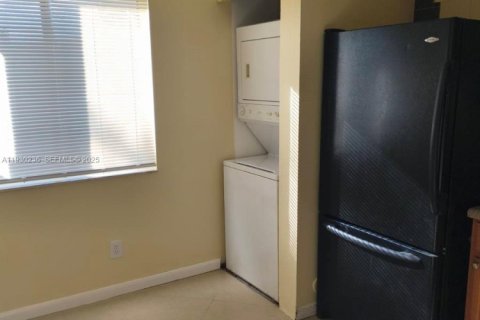 Copropriété à louer à North Lauderdale, Floride: 2 chambres, 93.83 m2 № 1989032 - photo 3