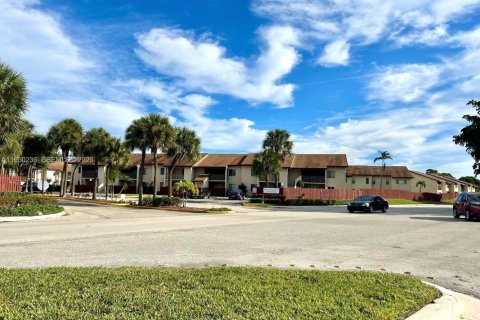 Copropriété à louer à North Lauderdale, Floride: 2 chambres, 93.83 m2 № 1989032 - photo 13