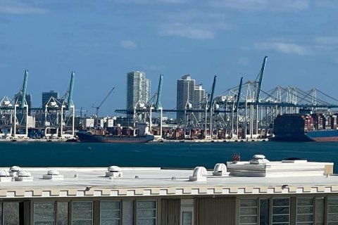 Copropriété à vendre à Miami, Floride: 2 chambres, 95.69 m2 № 1990521 - photo 14