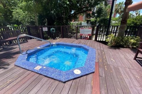 Copropriété à vendre à Miami, Floride: 2 chambres, 95.69 m2 № 1990521 - photo 20