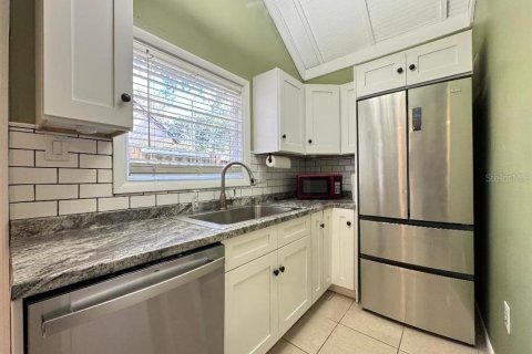 Condo in Tampa, Florida, 2 bedrooms  № 1914023 - photo 6