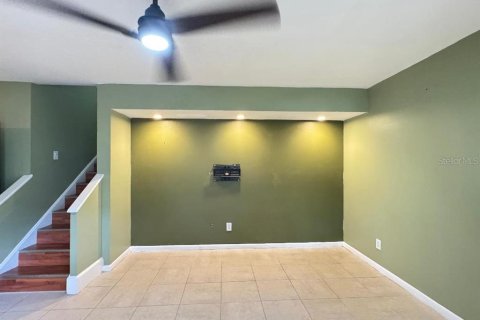 Condo in Tampa, Florida, 2 bedrooms  № 1914023 - photo 8