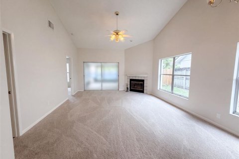Villa ou maison à vendre à Tampa, Floride: 3 chambres, 117.06 m2 № 2216530 - photo 3