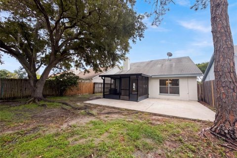 Villa ou maison à vendre à Tampa, Floride: 3 chambres, 117.06 m2 № 2216530 - photo 5