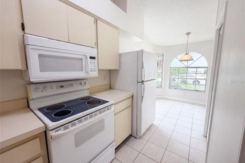 Villa ou maison à vendre à Tampa, Floride: 3 chambres, 117.06 m2 № 2216530 - photo 8