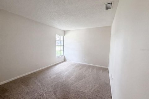 Villa ou maison à vendre à Tampa, Floride: 3 chambres, 117.06 m2 № 2216530 - photo 9
