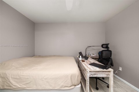 Casa en venta en Sebring, Florida, 3 dormitorios № 1933414 - foto 11