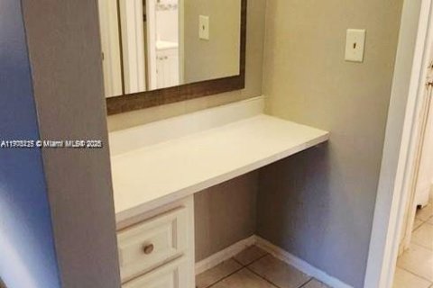 Copropriété à louer à Aventura, Floride: 1 chambre, 71.35 m2 № 1964159 - photo 18